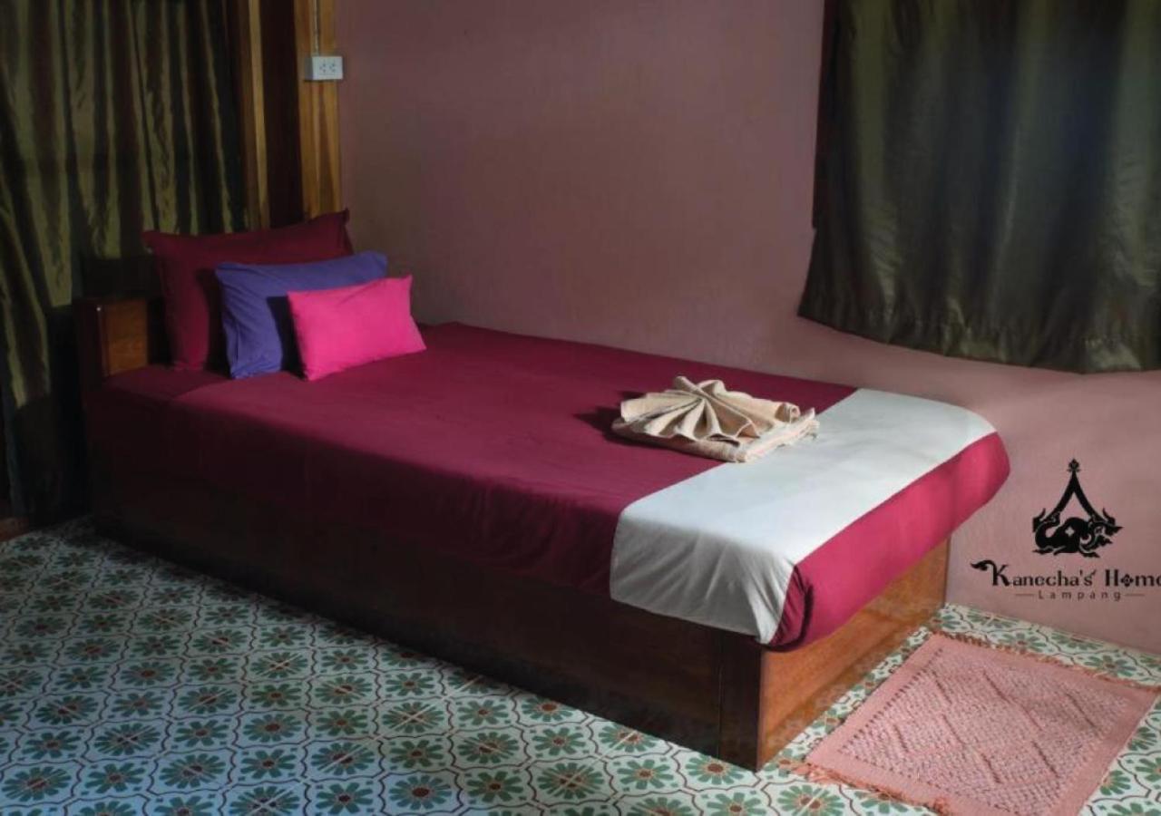 Kanecha'S Home Lampang Kültér fotó
